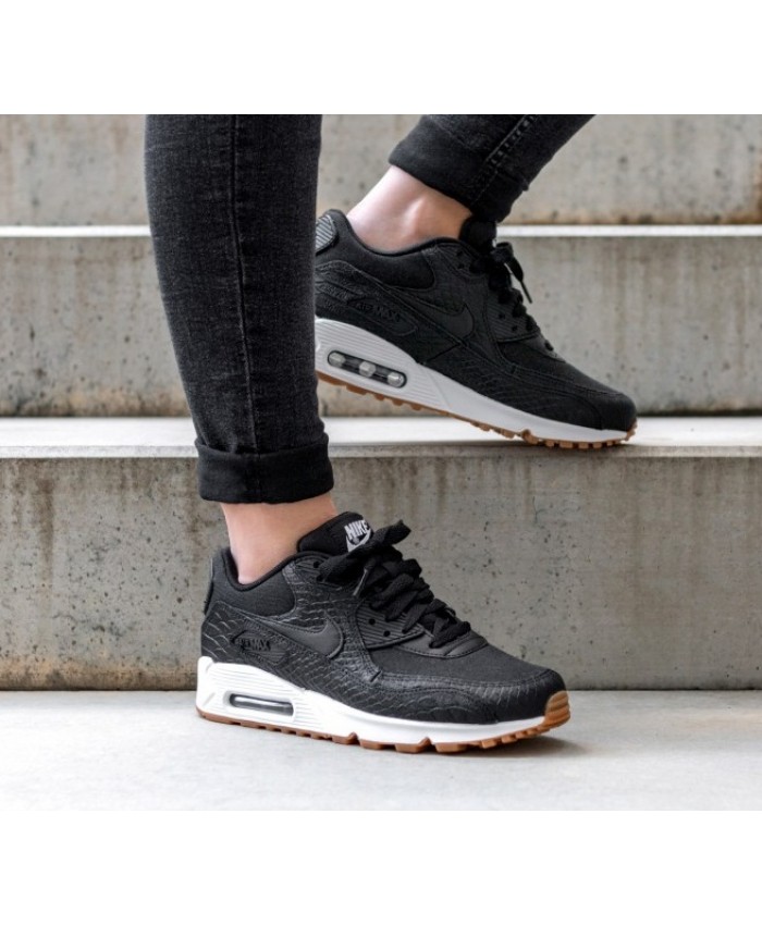air max noire et blanche femme